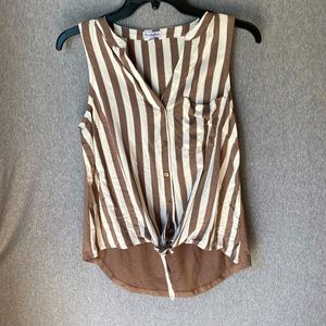 Size Medium Top